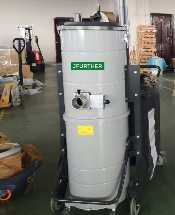 Floor Industrial Vacuum Cleaner