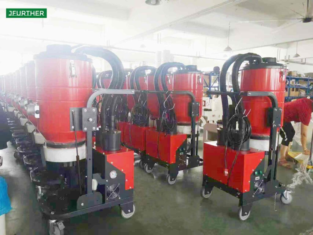 dust Extractors and Collectors