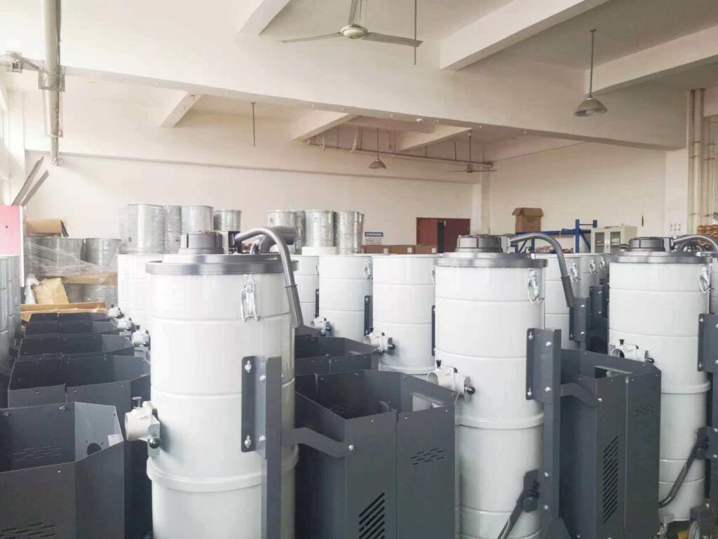Industrial Vacuum for Warehouses